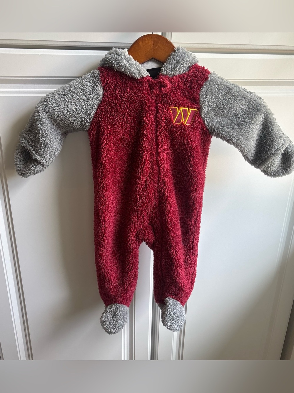 NFL Team Apparel Washington Commanders Kids Fleece Footed Hooded Sleeper 6-9M